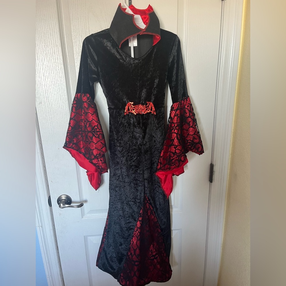 Vampire Costume Spirit Halloween